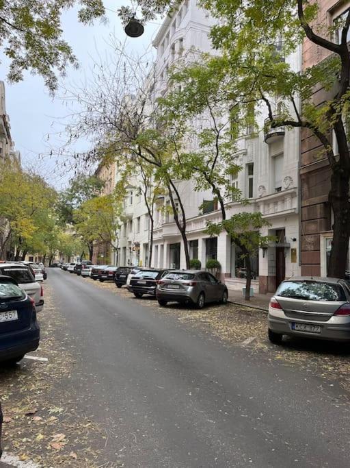 11# Sunflower Cozy Apartment Budapest Luaran gambar