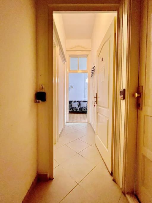 11# Sunflower Cozy Apartment Budapest Luaran gambar
