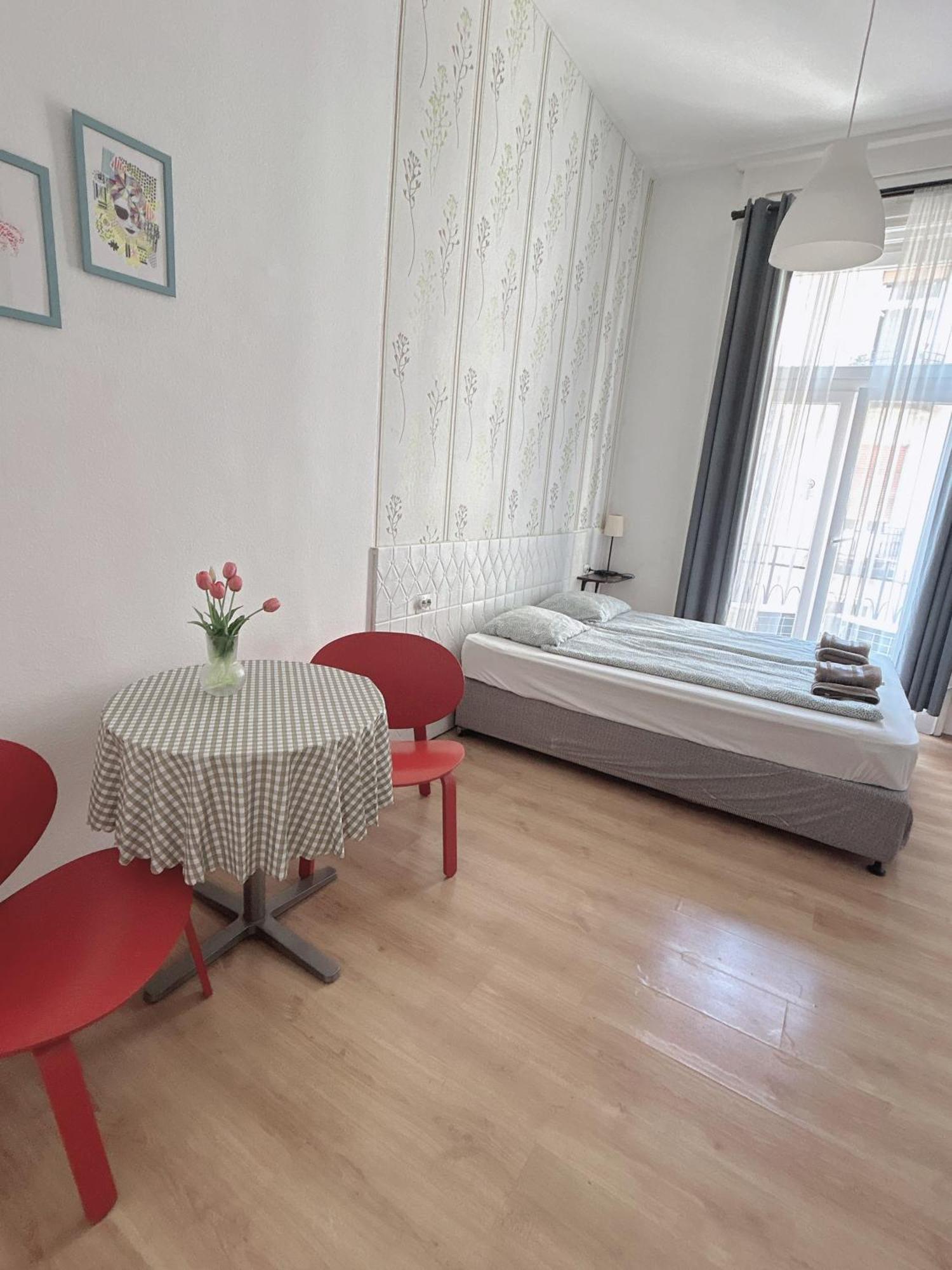 11# Sunflower Cozy Apartment Budapest Luaran gambar